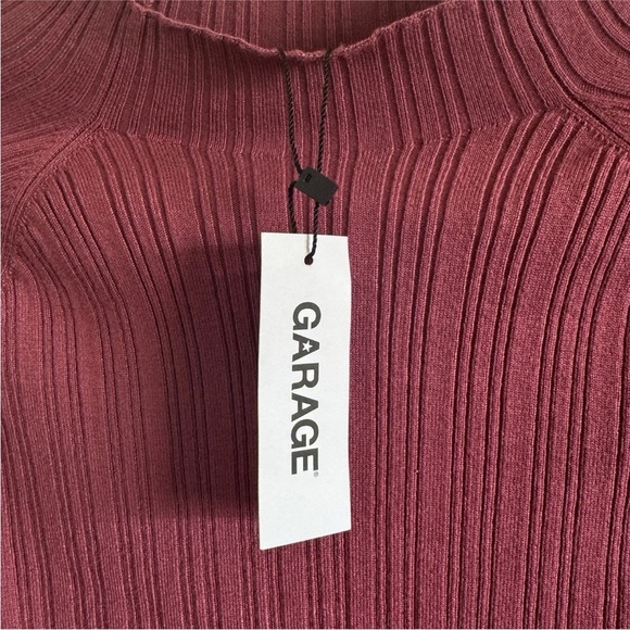 Garage Mock Neck Long Sleeve Top XS Burgundy NWT, Y2K Fitted Ribbed Bodycon Crop - Picture 9 of 13